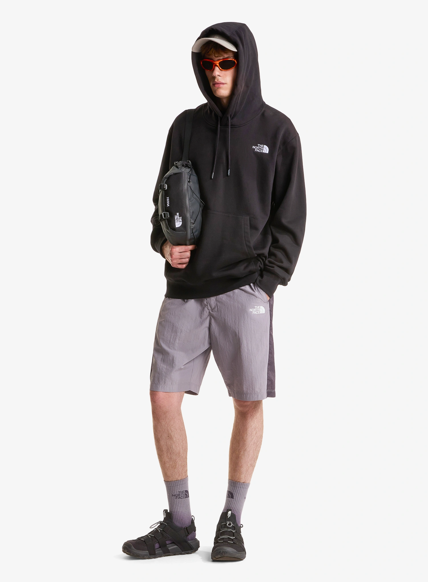 Jopica s kapuco The North Face Essential Relaxed Hoodie - tnf black