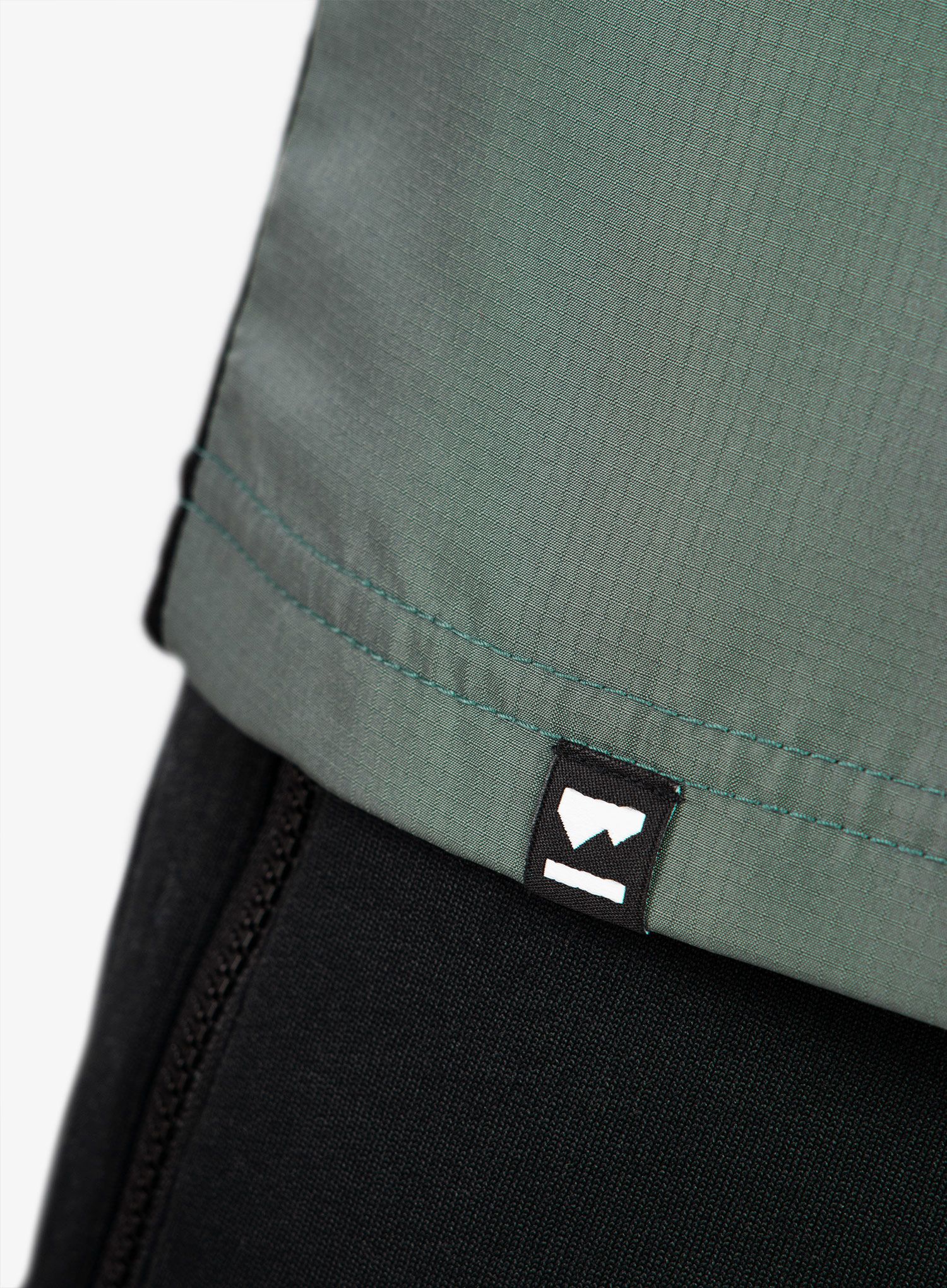 Kolesarska jopa Mons Royale Tarn Merino Shift Wind Jersey - burnt sage/black