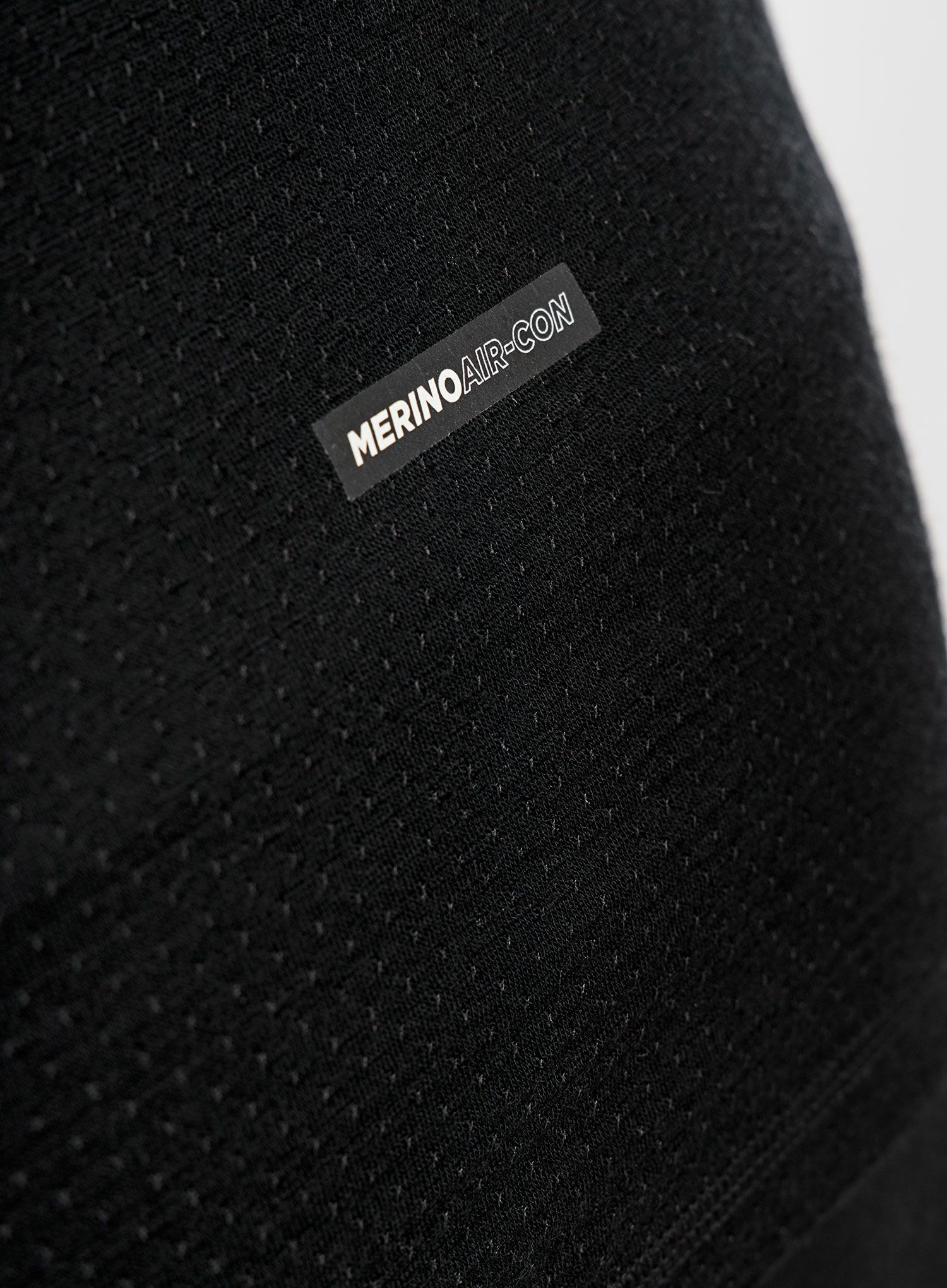 Termo flis jopa Mons Royale Temple Tech Hood - black