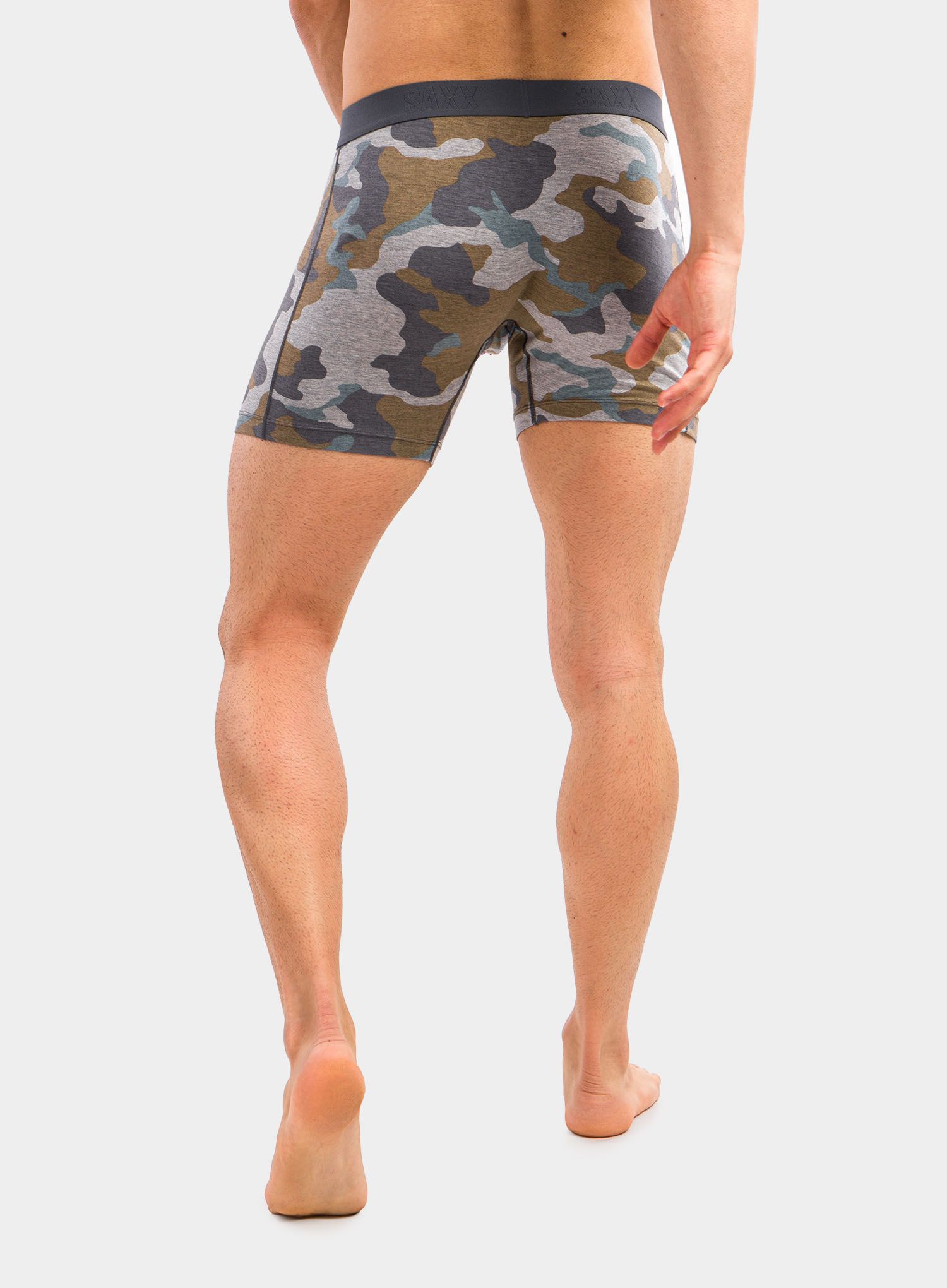 Moške boksarice SAXX Vibe Boxer Modern Fit - grey supersize camo