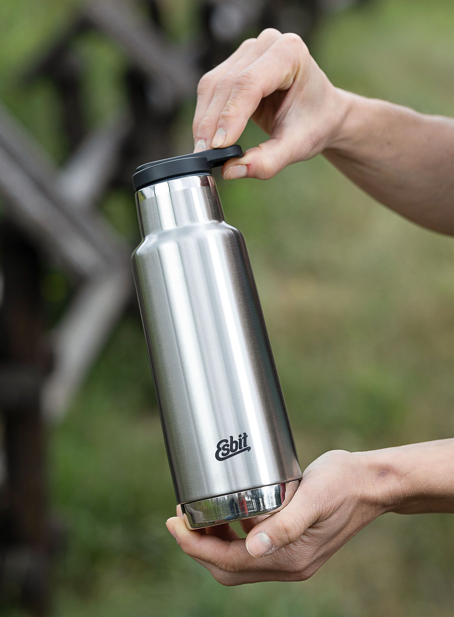 Termo steklenica Esbit Pictor Insulated Bottle 550ml - steel