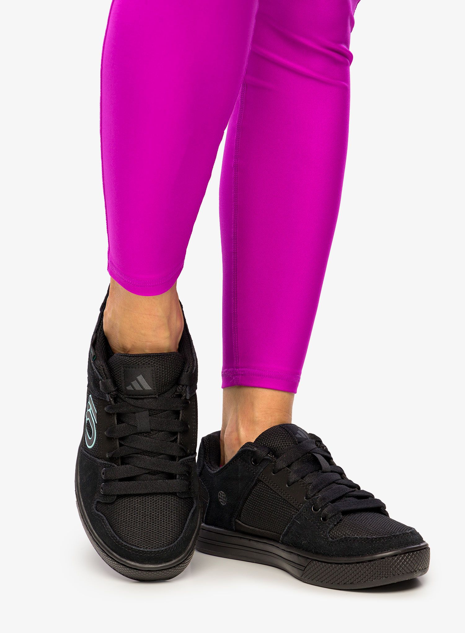 Ženski čevlji Five Ten Freerider - core black/grey six