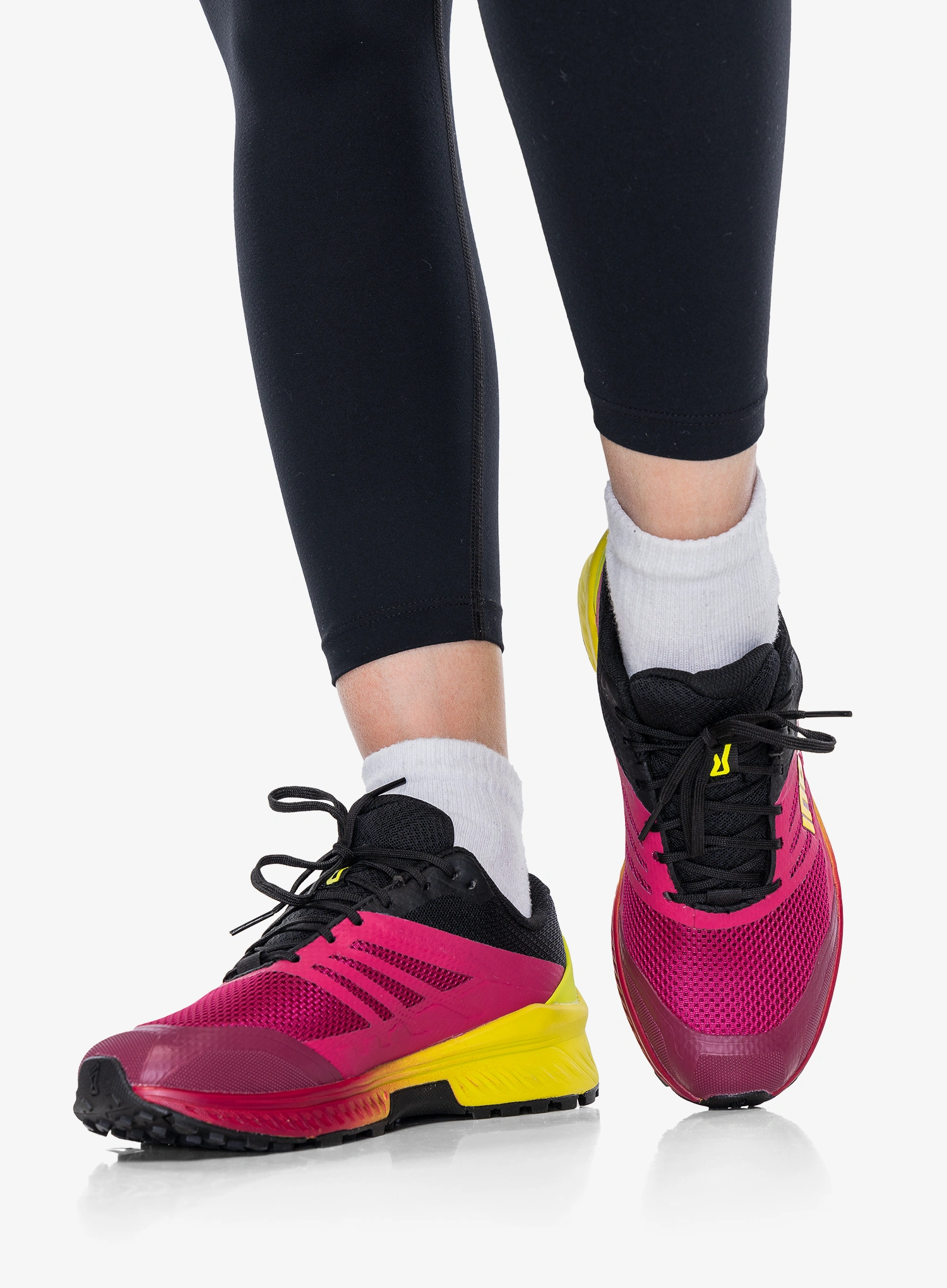 Ženski čevlji Inov-8 Trailroc G 280 - pink/yellow