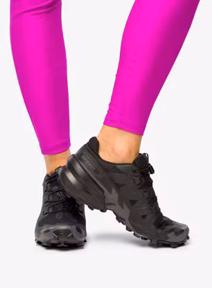 Ženski tekaški čevlji Salomon Speedcross 6 - black/black/phantom