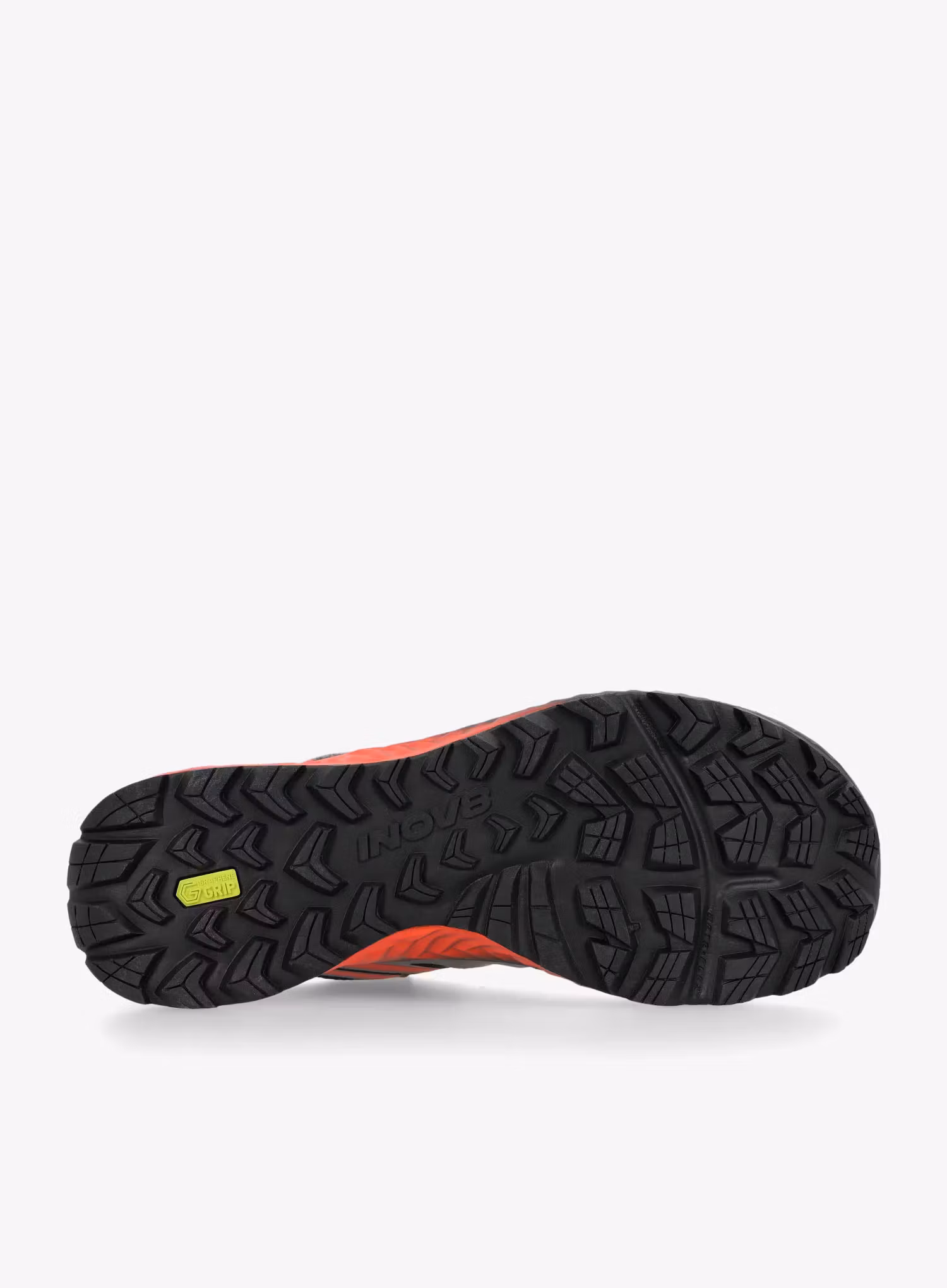 Moški tekaški čevlji Inov-8 TrailFly Standard - black/fiery red/dark grey