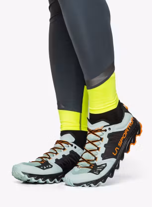 Moški tekaški čevlji La Sportiva Helios III - black/hawaiian sun