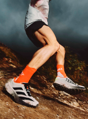 Tekaški čevlji adidas TERREX Agravic 4 - ftwr white/core blk/imp orange