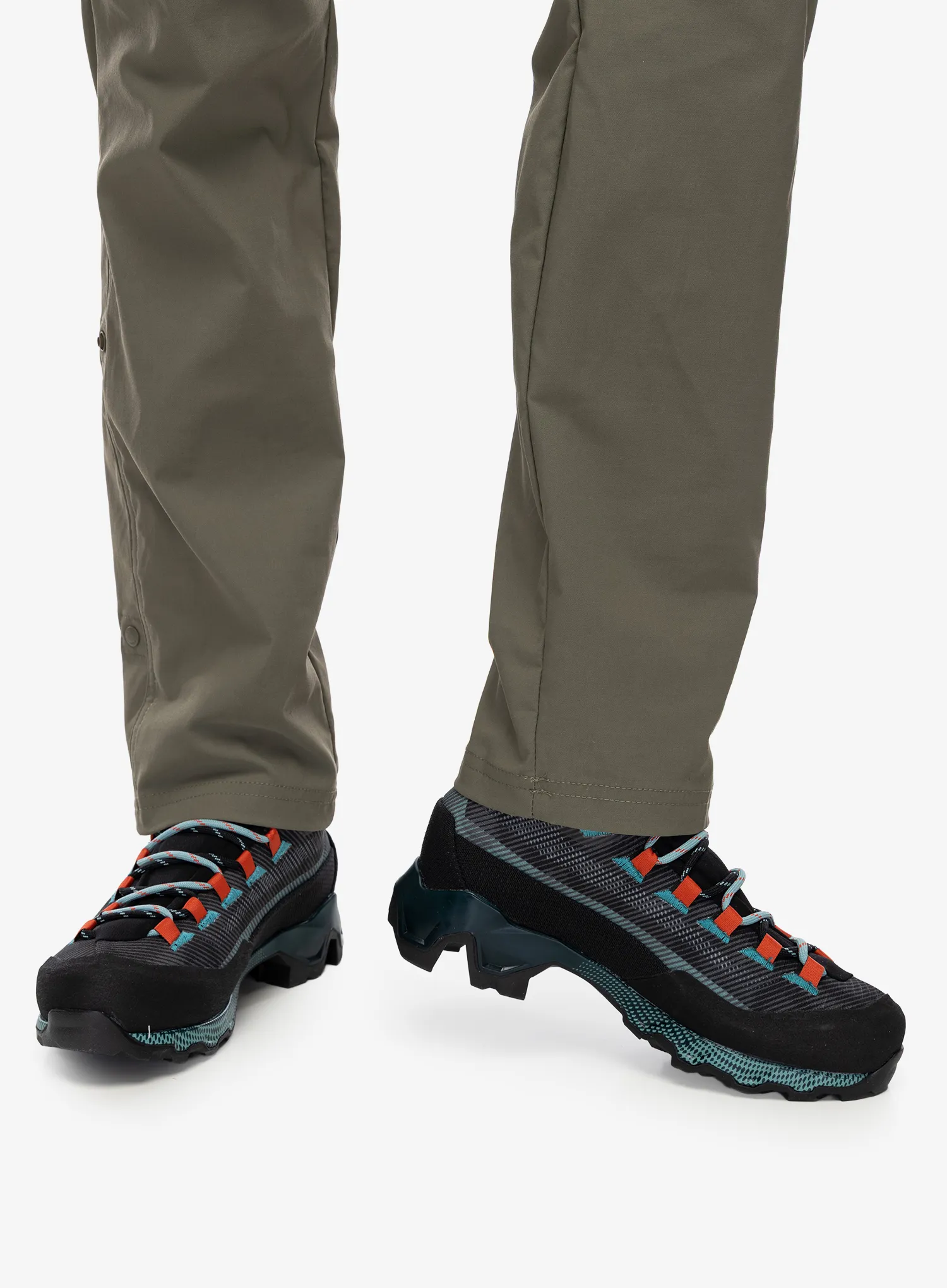 Ženski GORE-TEX čevlji La Sportiva Aequilibrium Hike GTX - carbon/everglade