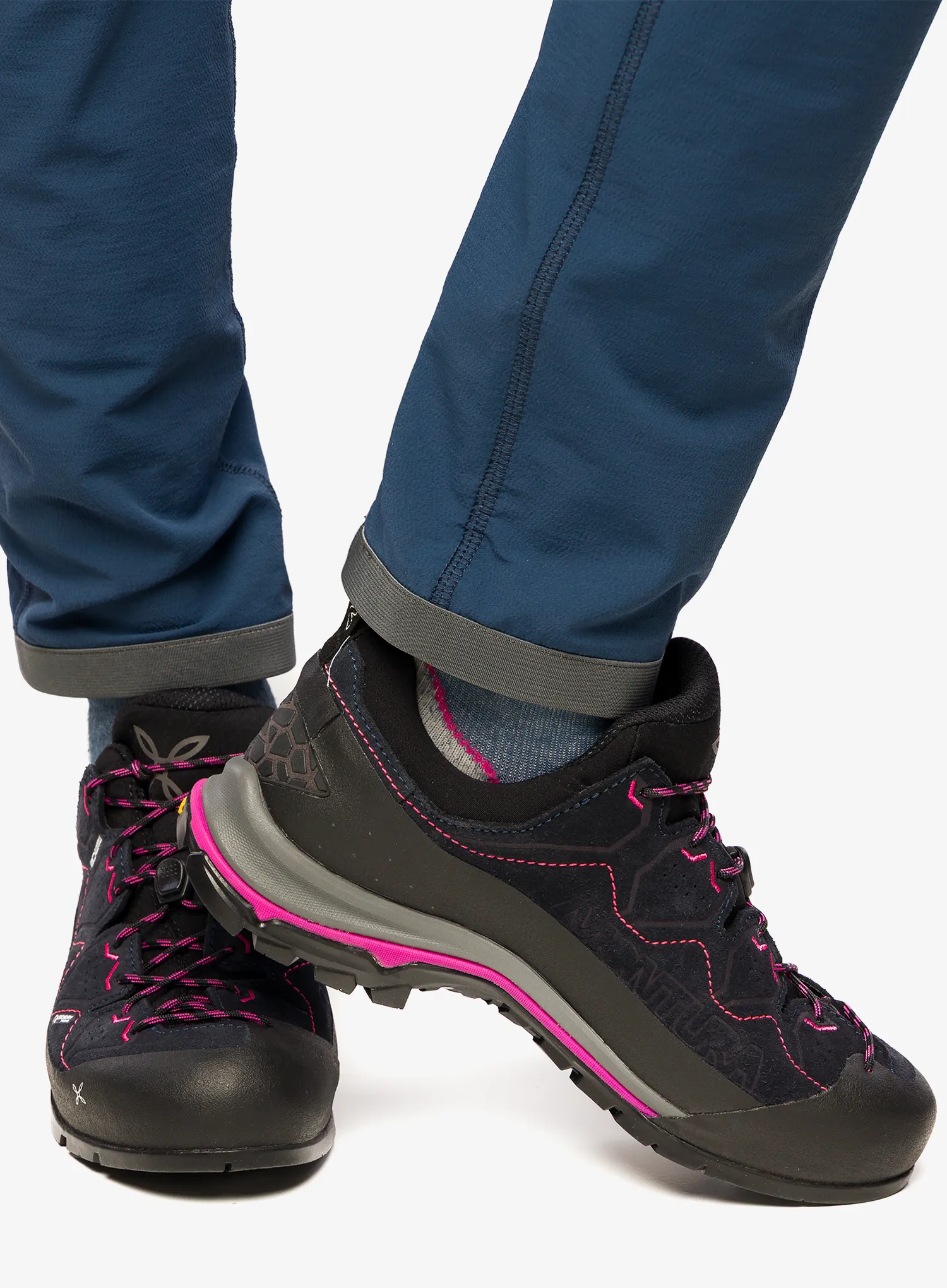 Ženski GORE-TEX čevlji Montura Yaru GTX - powder blue/intense violet