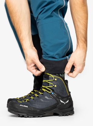 Gorski čevlji Salewa Rapace GTX - night black/kamille