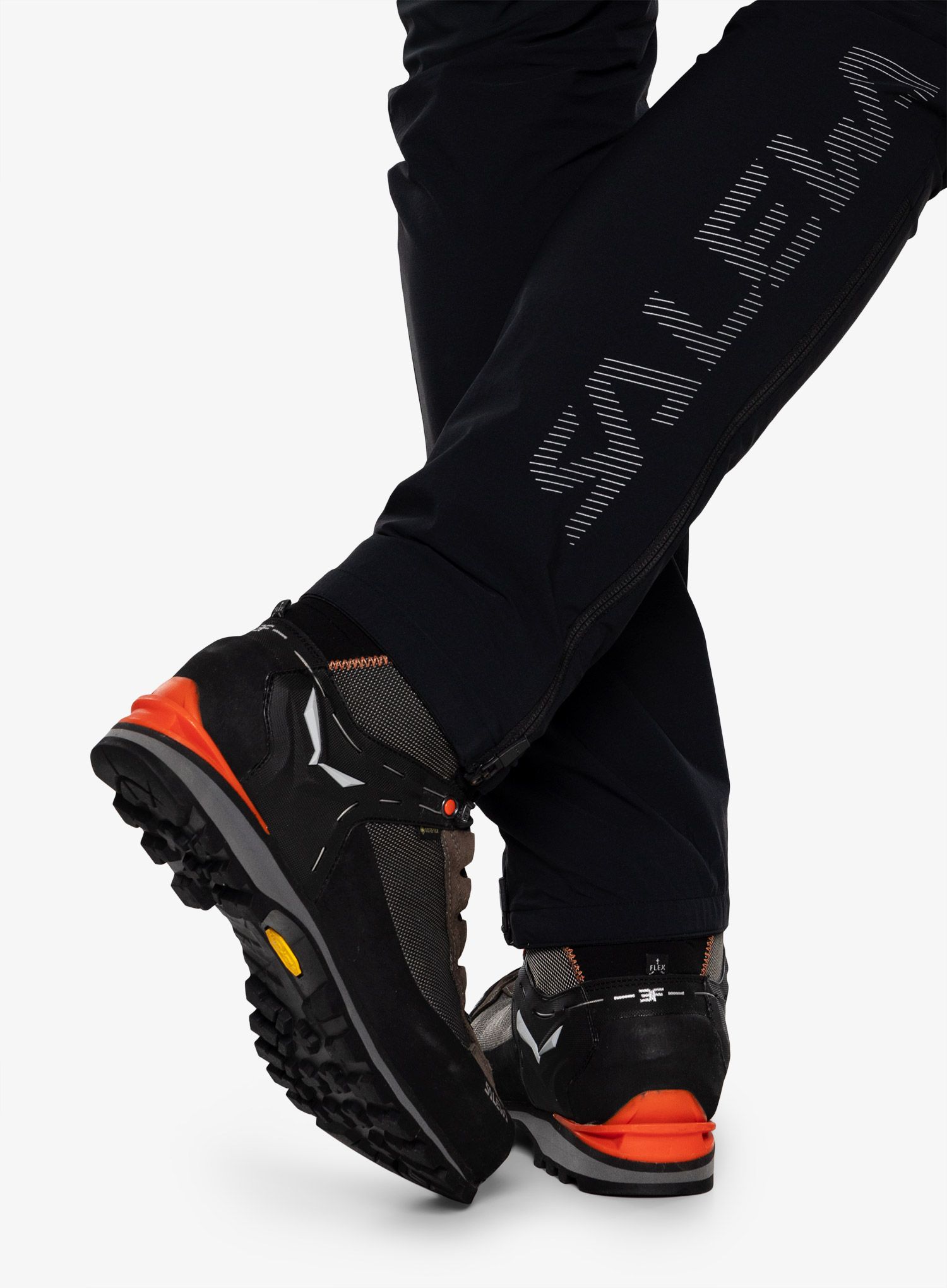SalewaCrowGTX_wallnut_f_orange_839.jpg