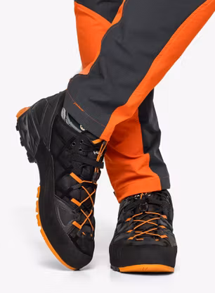 Pristopni čevlji AKU Rock DFS GTX - black/orange