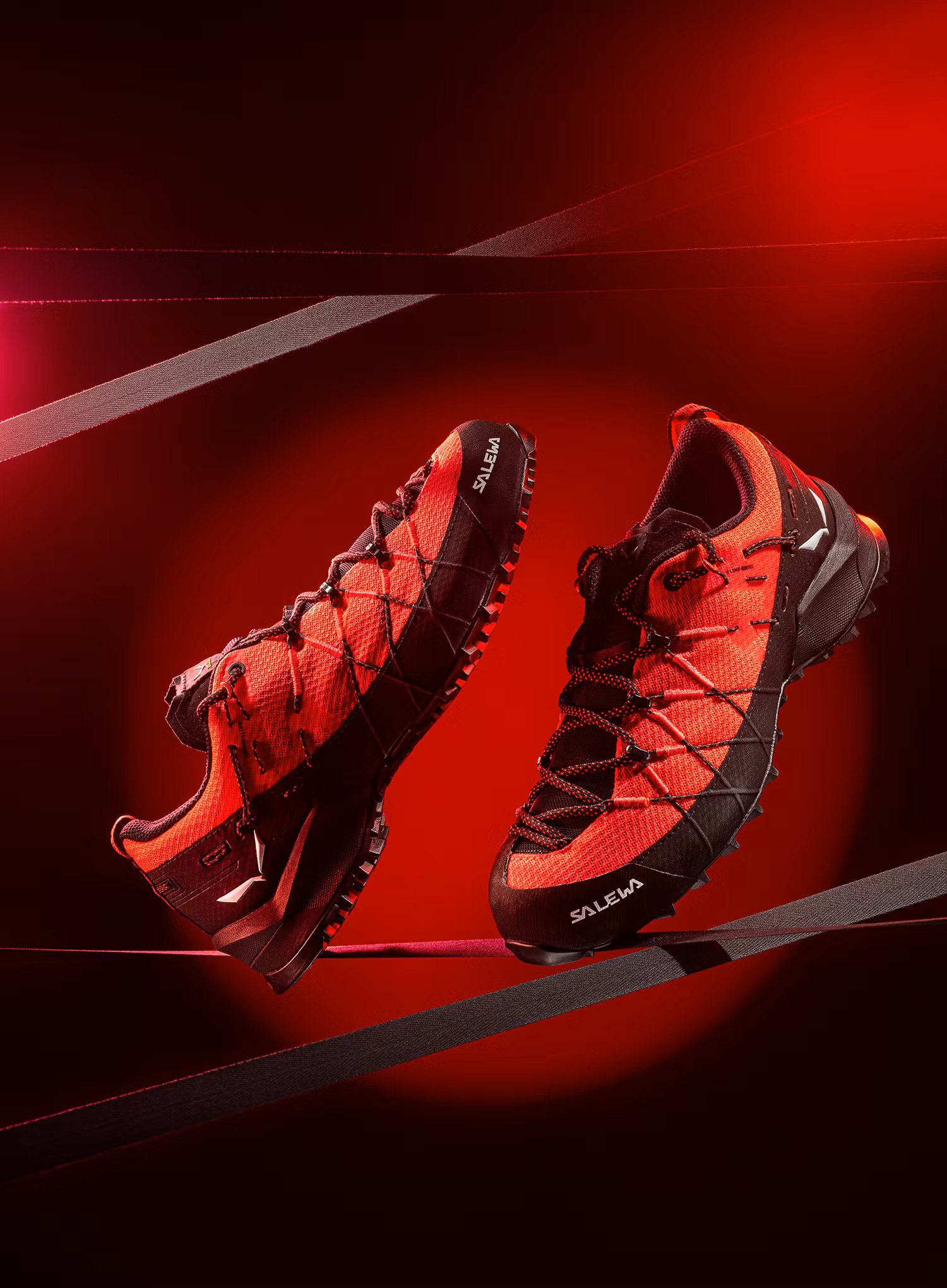 Ženski pristopni čevlji Salewa WIildfire 2 - fluo coral/black
