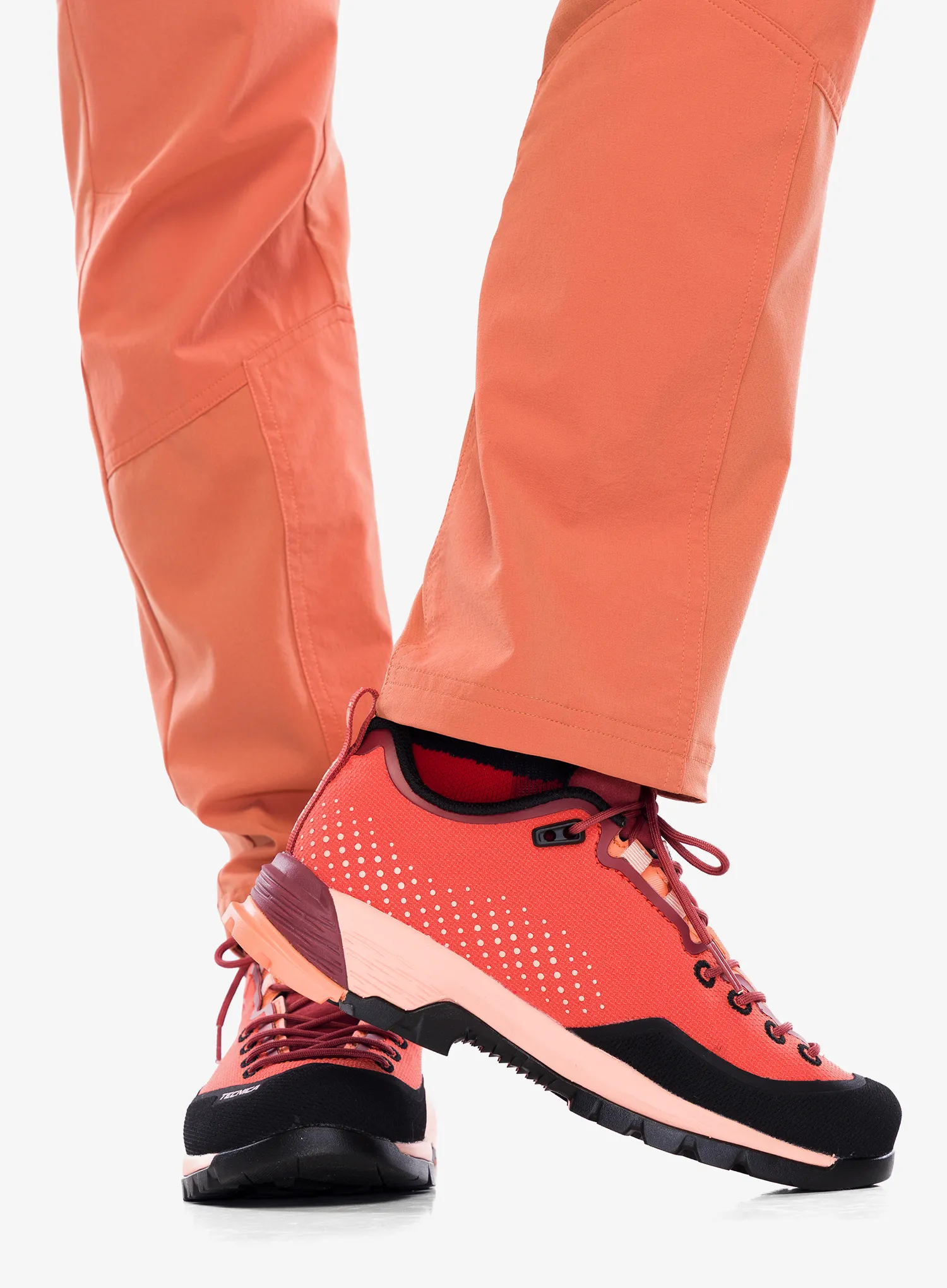 Ženski pristopni čevlji Tecnica Sulfur S GTX - progressive orange/dark red