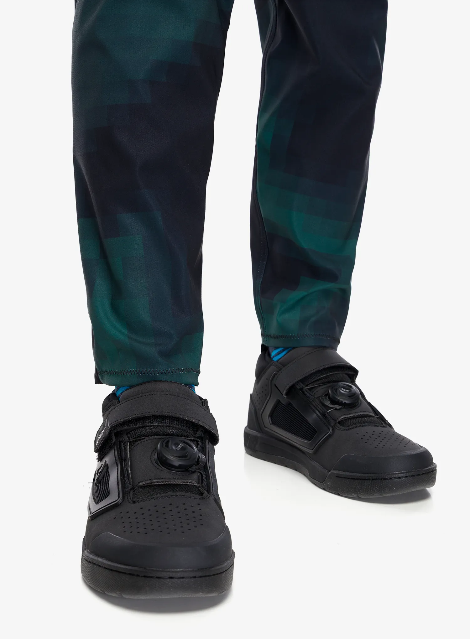 Kolesarski čevlji Leatt ProFlat 3.0 - black