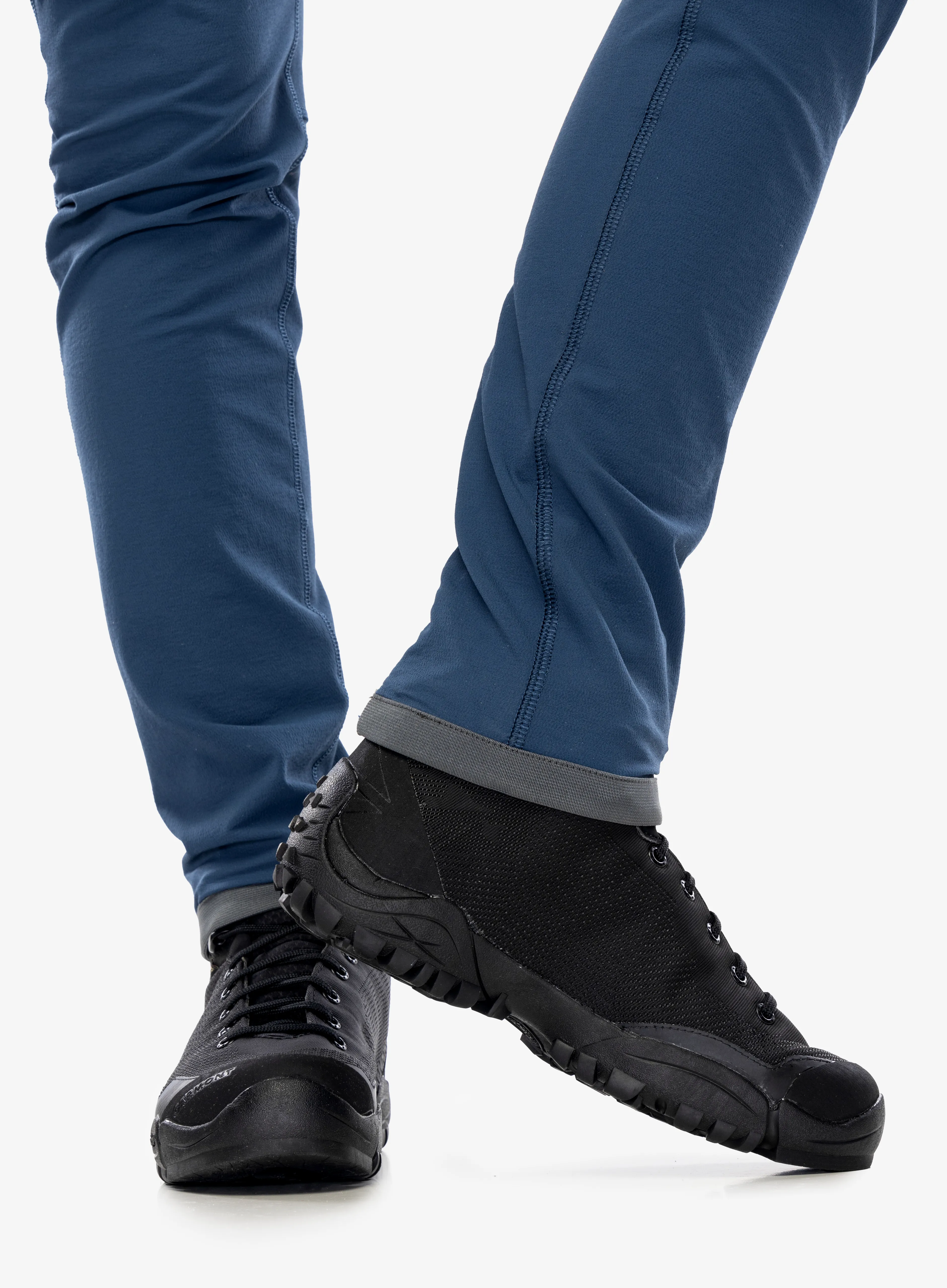 Taktični čevlji Garmont Nemesis 4.2 GTX - black