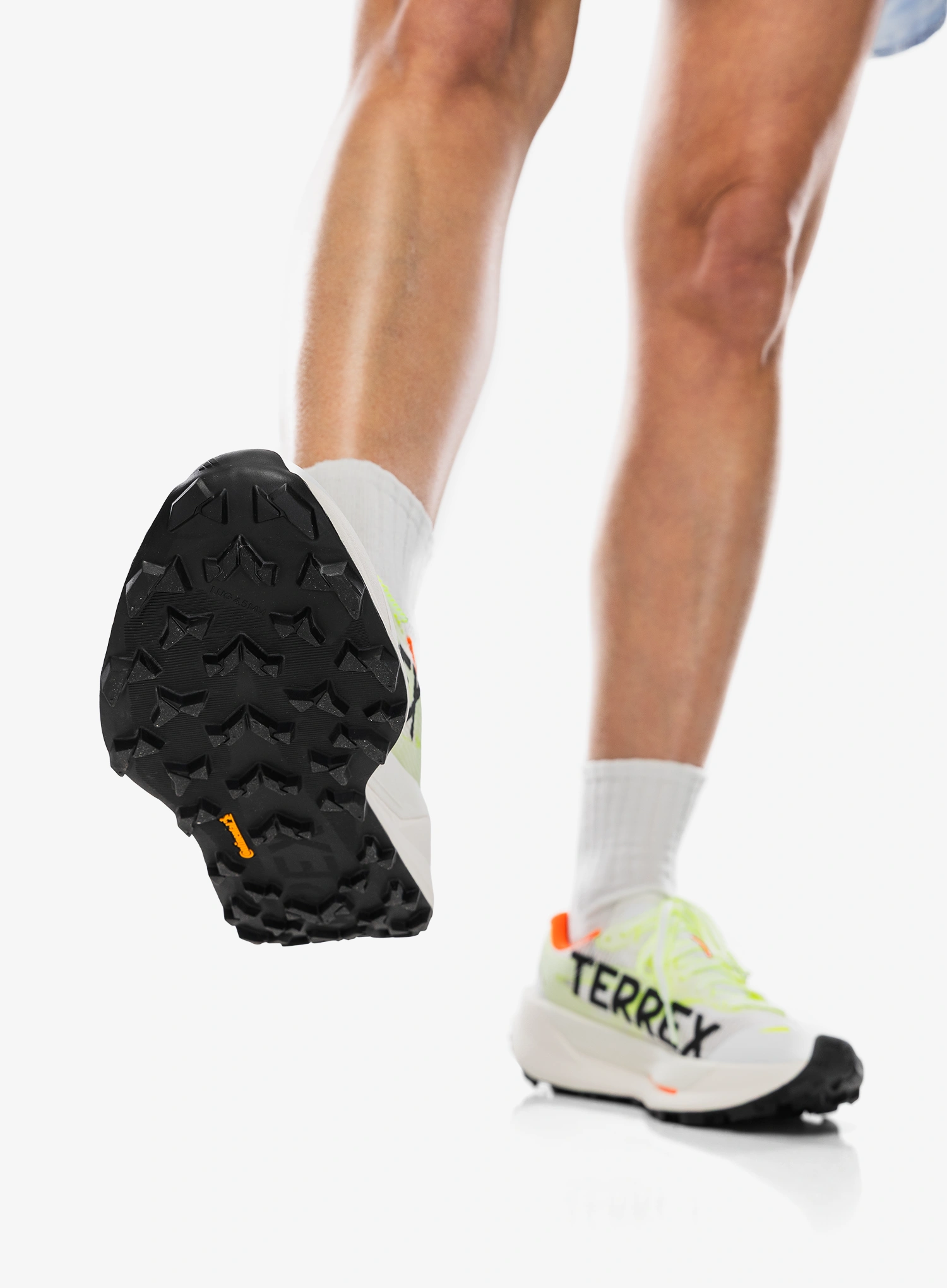 Ženski tekaški čevlji adidas TERREX Agravic TT - ftwr white/core blk/imp orange