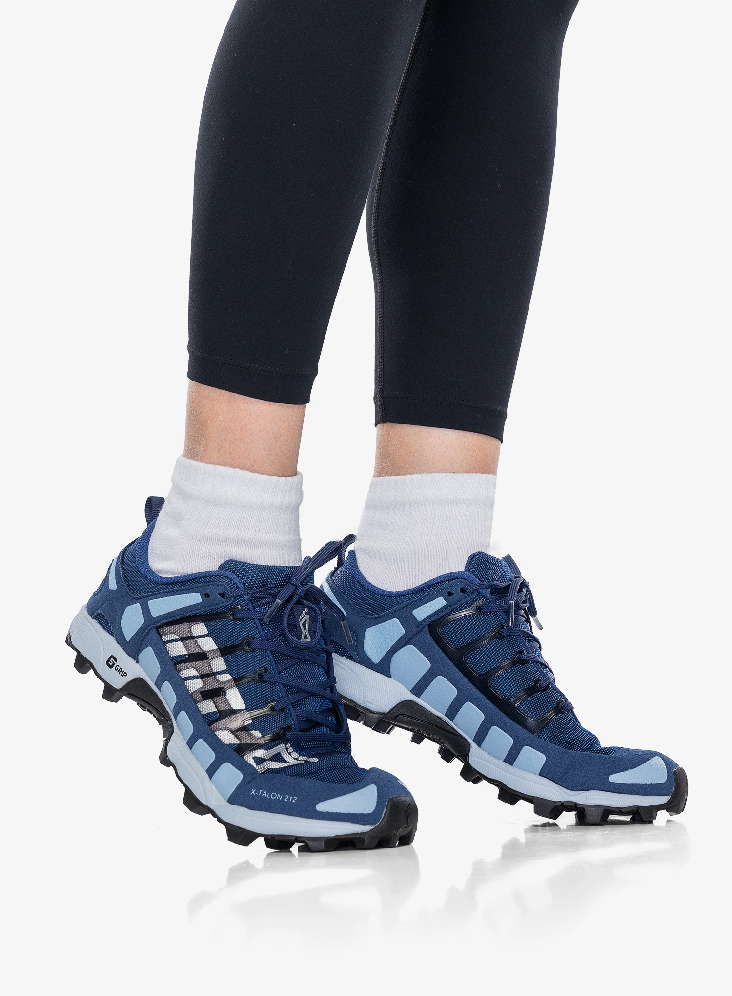 Ženski tekaški čevlji Inov-8 X-Talon 212 V2 - blue/light blue