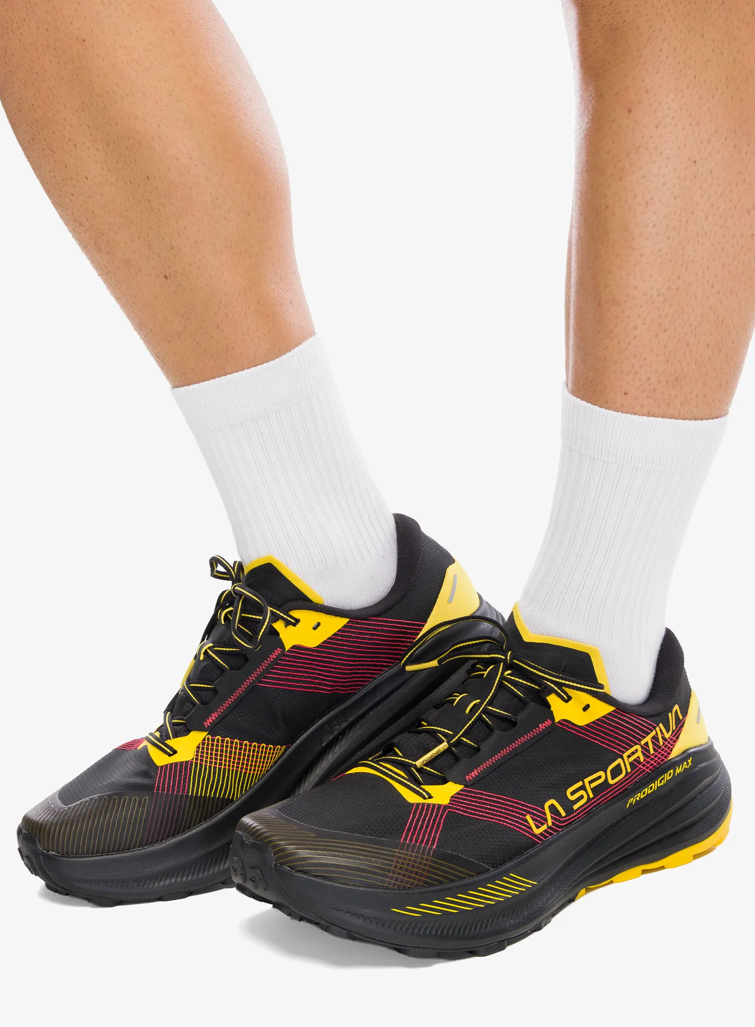 Trail tekaški čevlji La Sportiva Prodigio Max - black/yellow