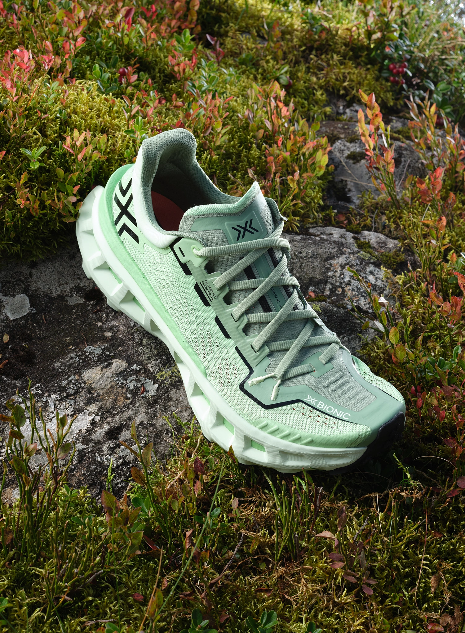 Trail tekaški čevlji X-Bionic Terraskin X03 - digital lime/x black