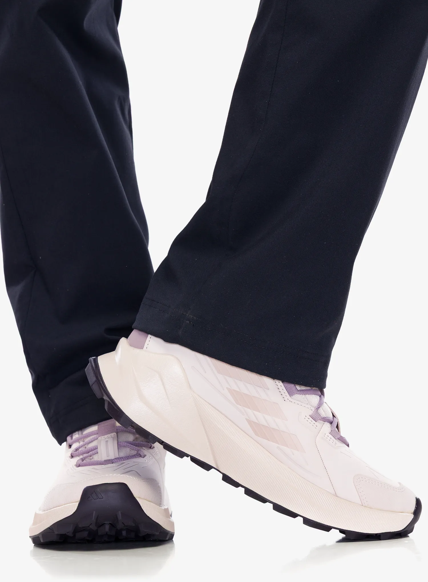 Ženski pohodniški čevlji adidas TERREX Trailmaker 2 Mid Leather - putty mauve/preloved fig