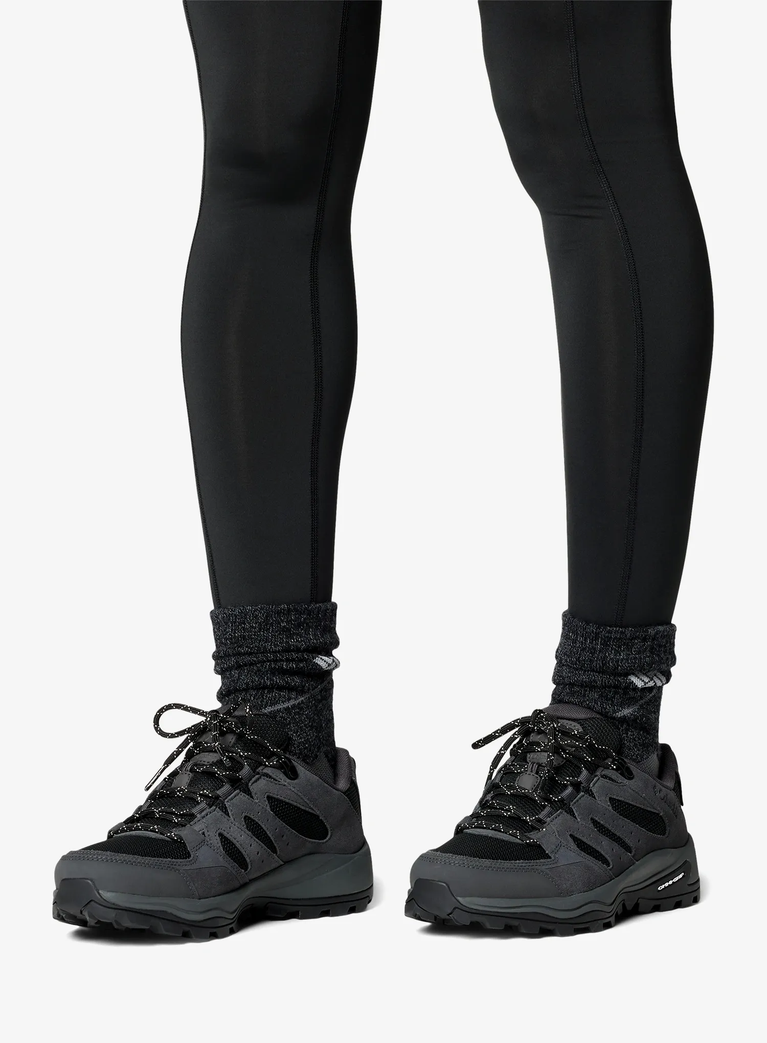 Ženski pohodniški čevlji Columbia Redmond IV Low Waterproof - black/citron haze