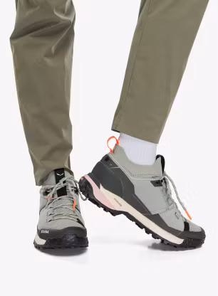 Ženski nizki pohodniški čevlji Salewa Puez 2 Knit Ptx - shadow/olive