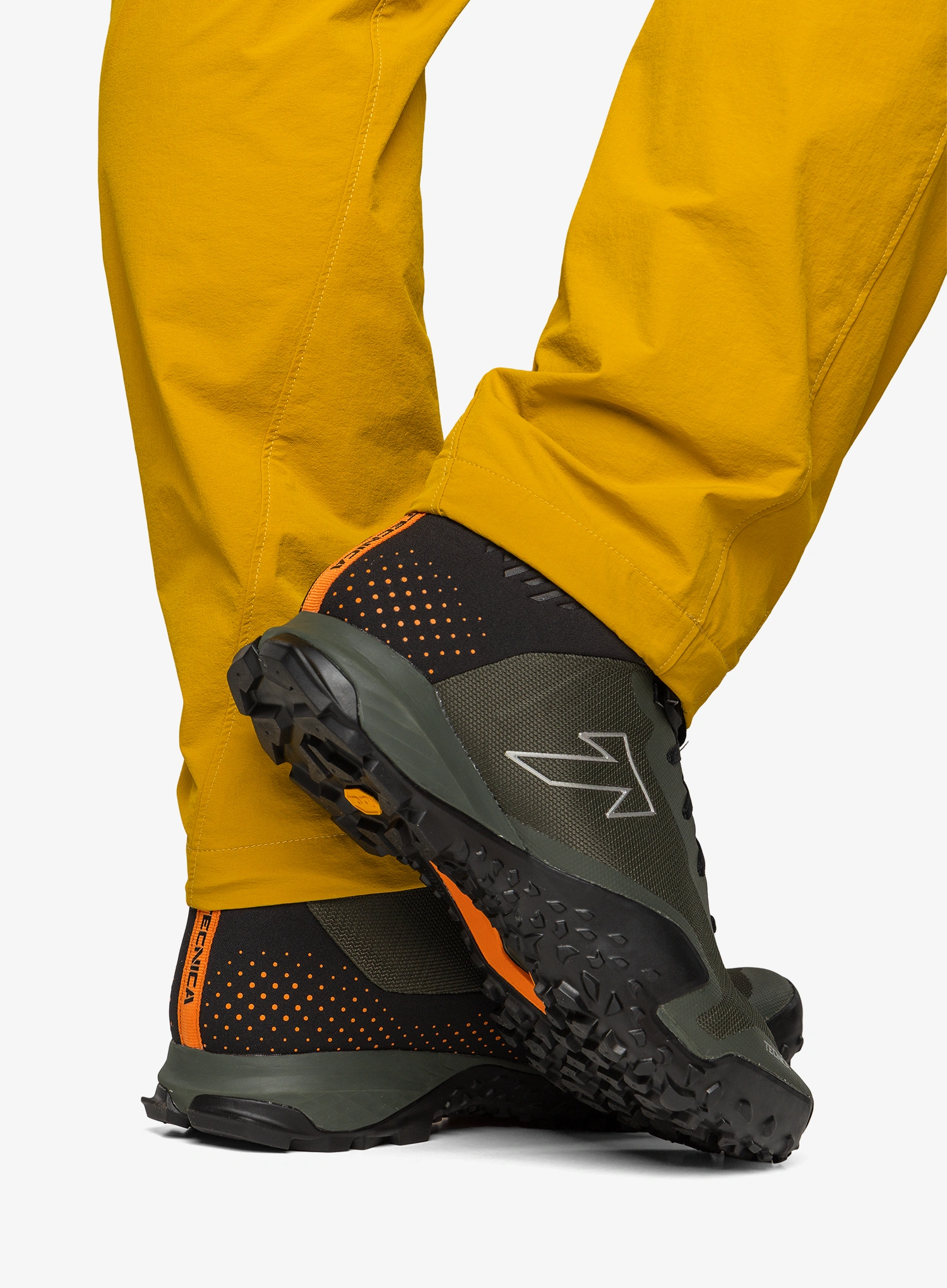 Pohodniški čevlji Tecnica Magma 2.0 S MID GTX - night giungla/dusty lava