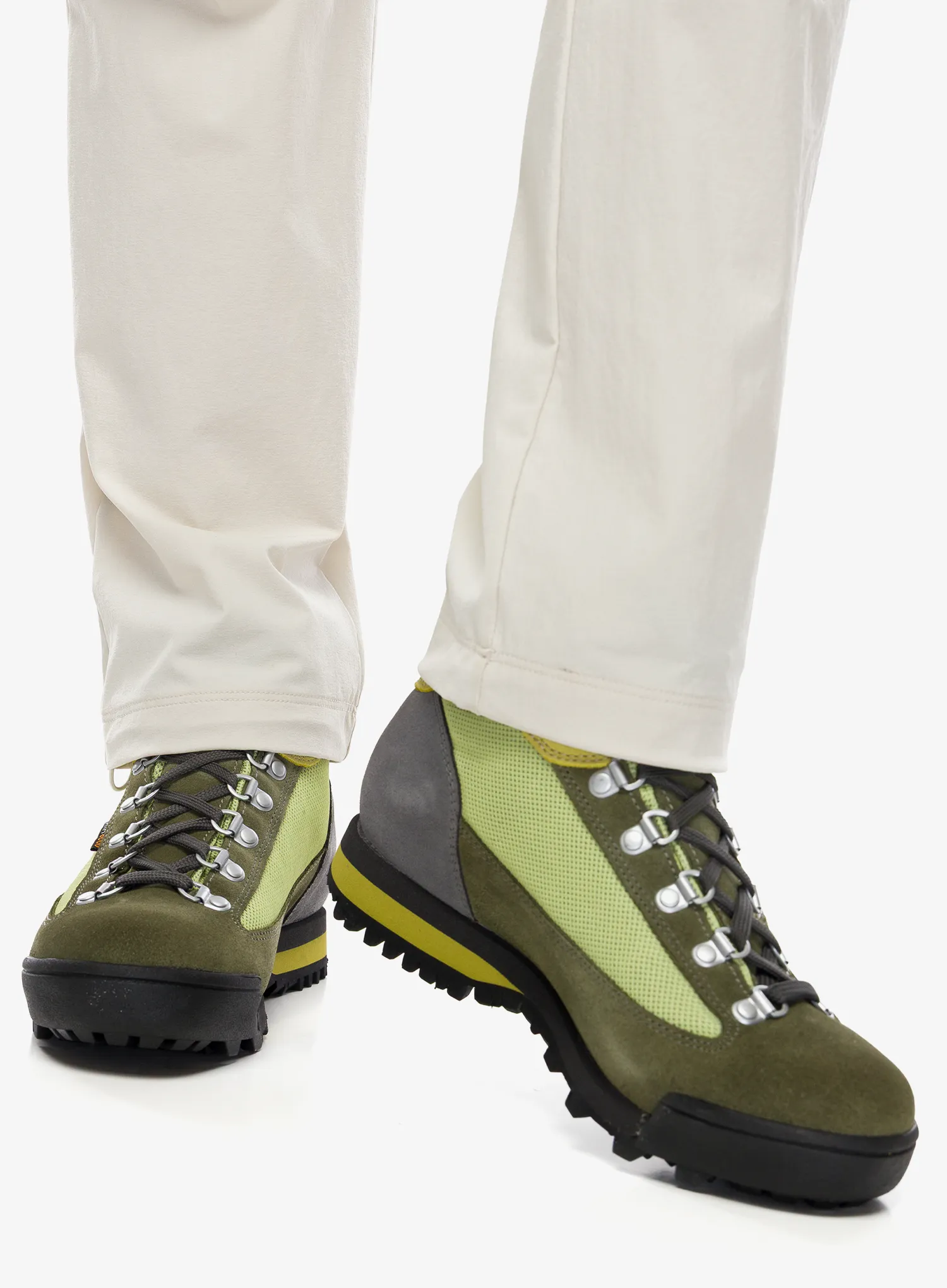 Ženski treking čevlji AKU Ultra Light Original GTX - light green/green