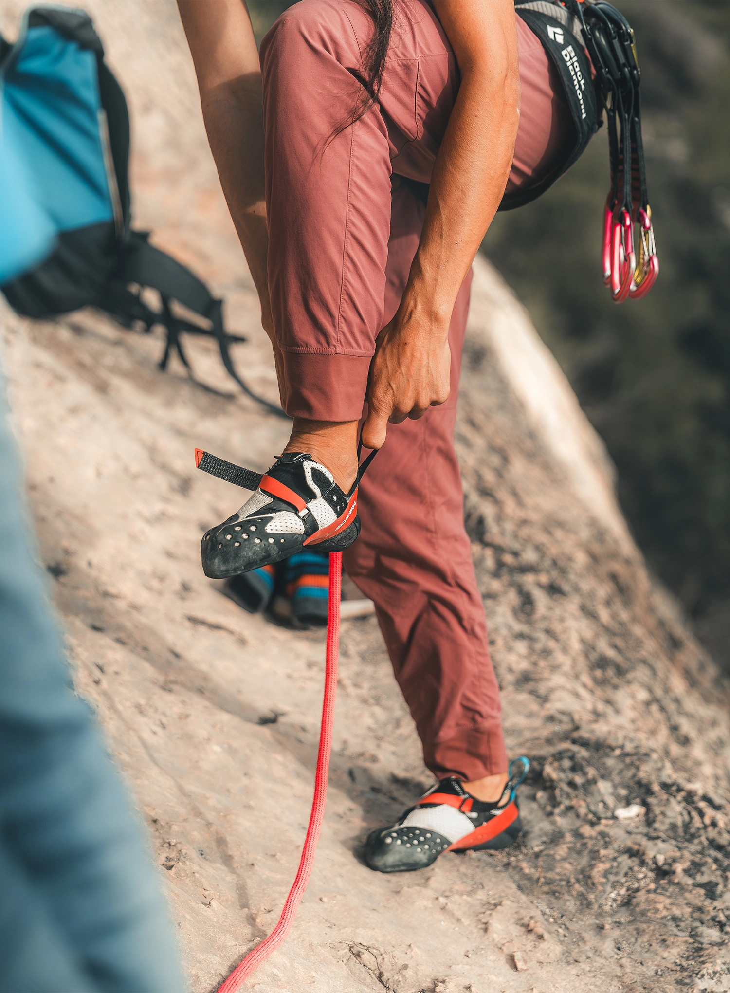 Plezalni čevlji Scarpa Furia Air - ice/red