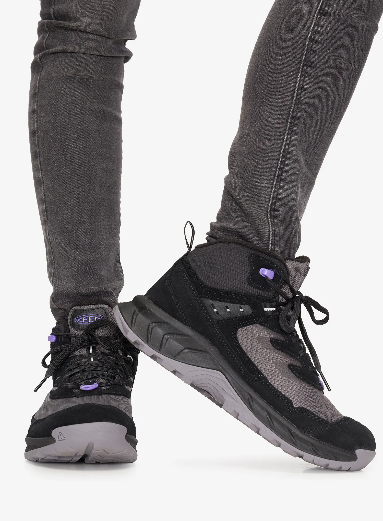 Ženski zimski čevlji Keen Hightrail Mid Polar - black/aster purple