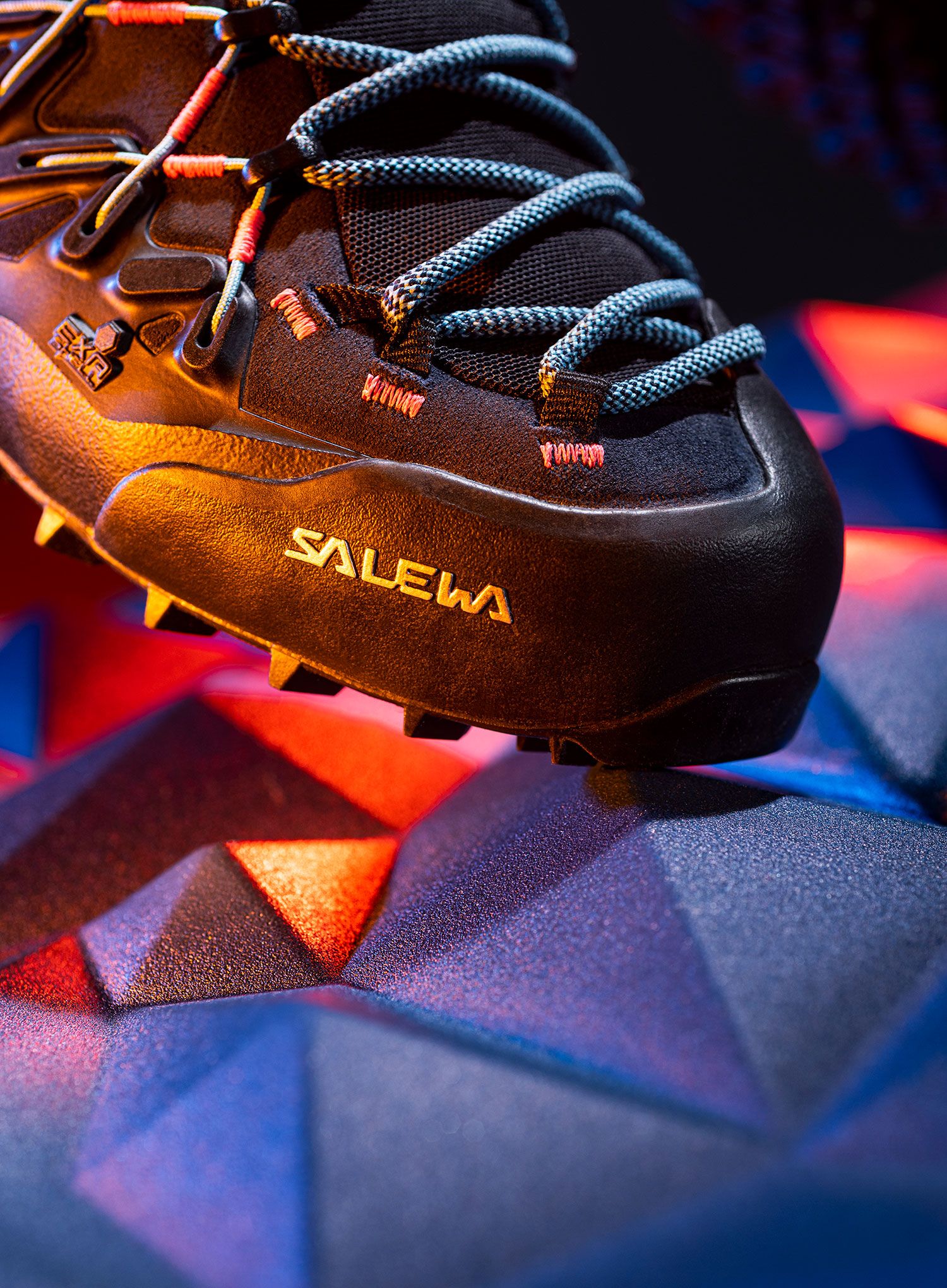 Ženski čevlji Salewa Wildfire Edge GTX - navy blazer/black