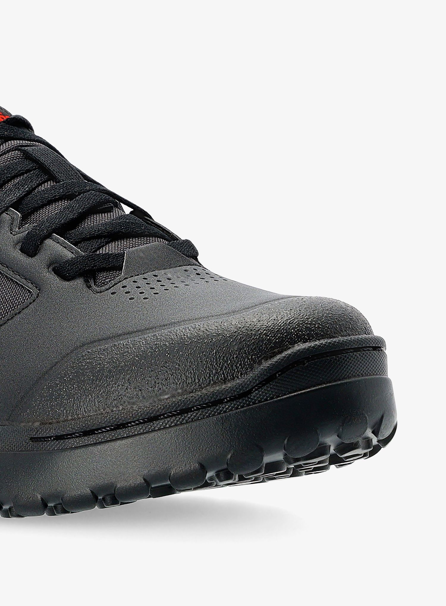 Kolesarski čevlji Five Ten Impact Pro - core black/red/ftwr white