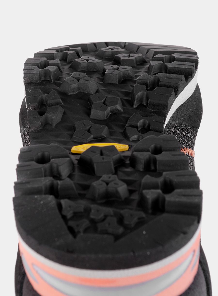 Ženski pristopni čevlji Hanwag Makra Low GTX - asphalt/orink