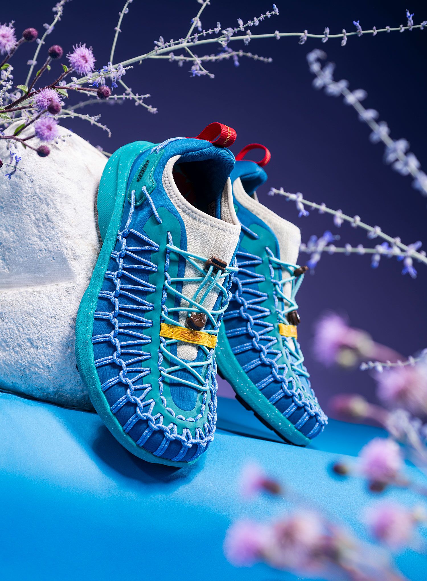 Čevlji lifestyle Keen Uneek SNK Sneaker - multicolor