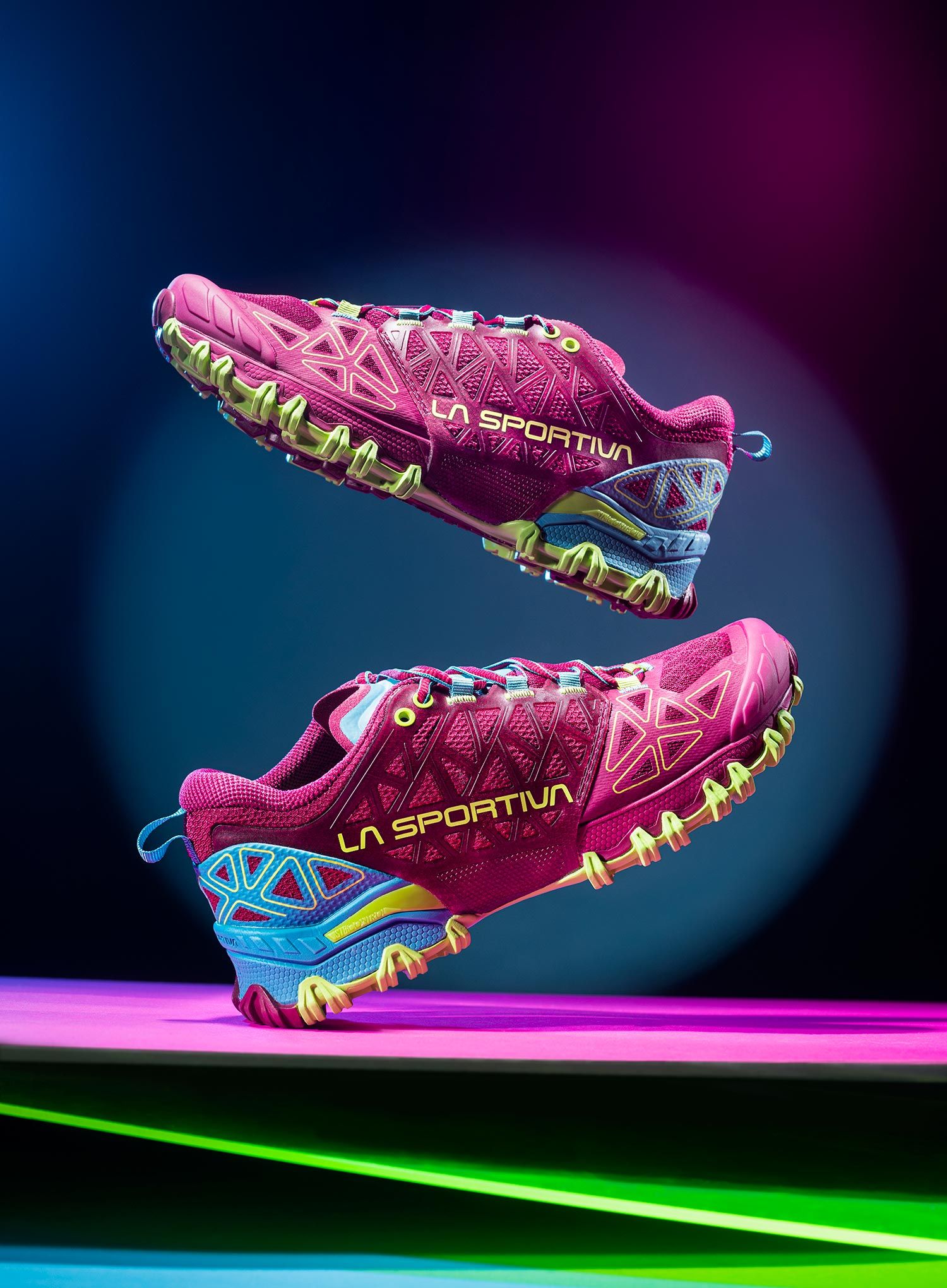 Ženski tekaški čevlji La Sportiva Bushido II - red plum/topaz