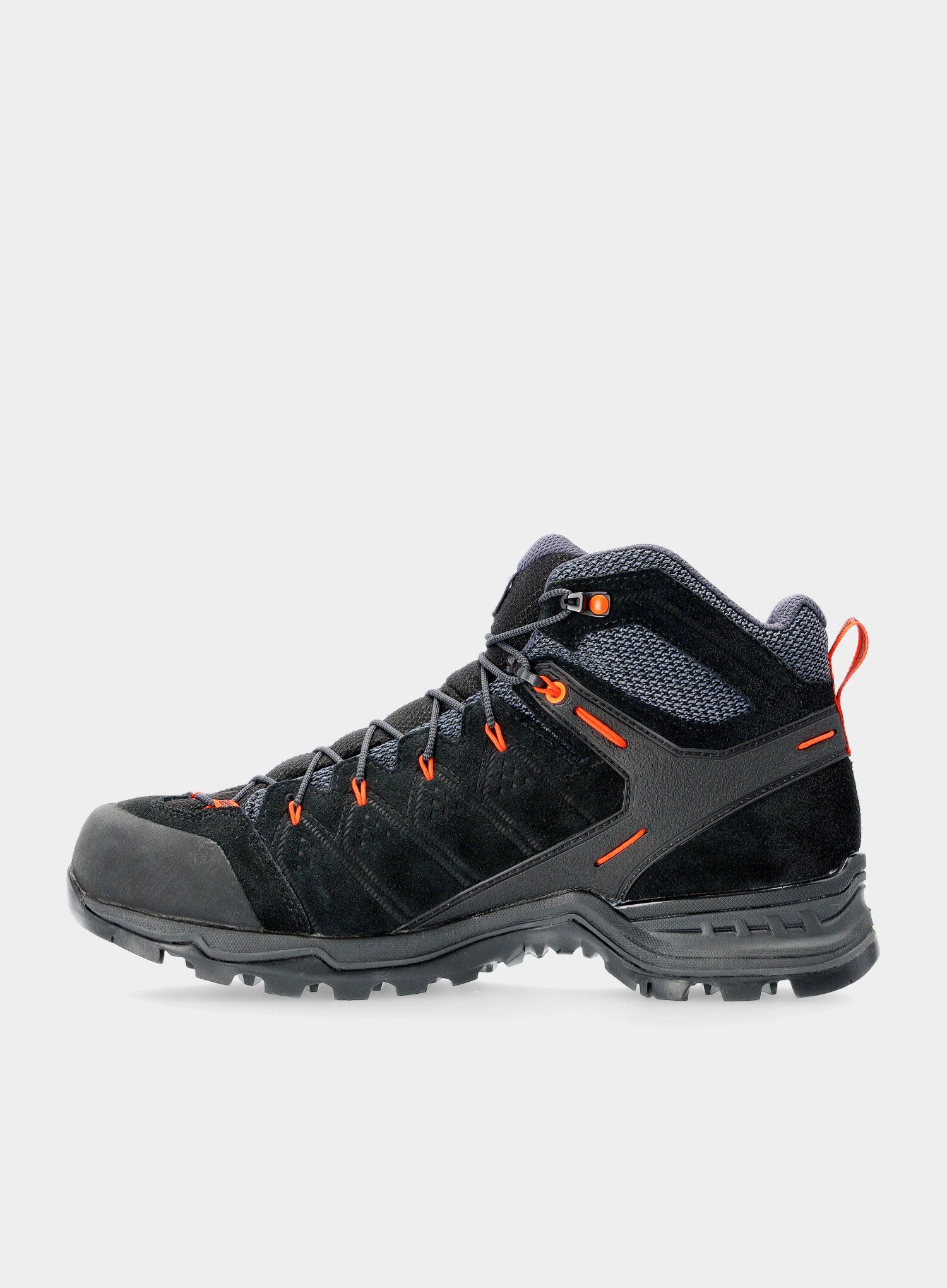 Treking čevlji Salewa Alp Mate Mid WP - black out/fluo orange