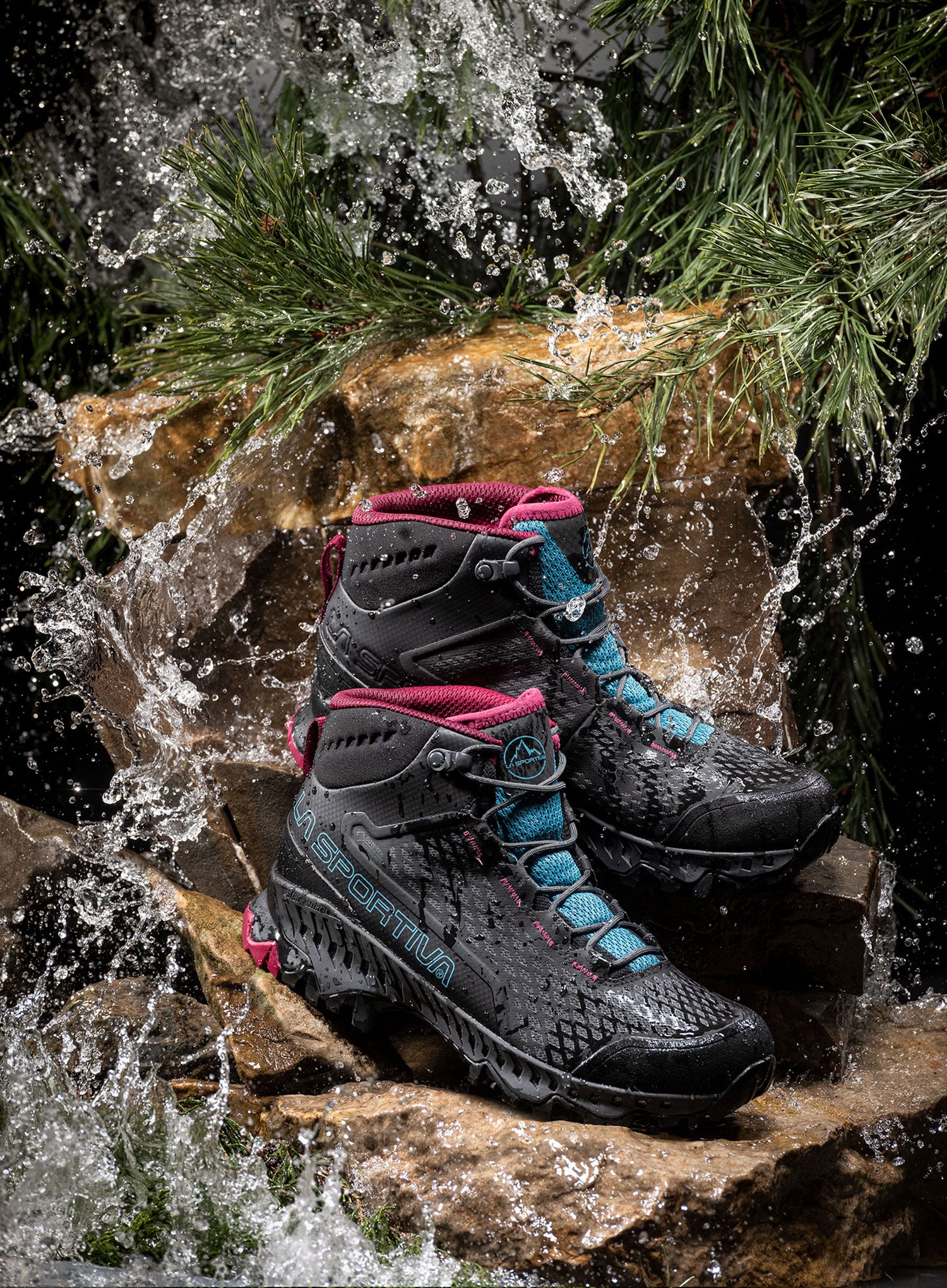 Ženski pohodniški čevlji La Sportiva Stream GTX - black/topaz