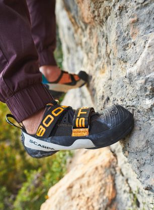Plezalni čevlji Scarpa Booster - black/orange