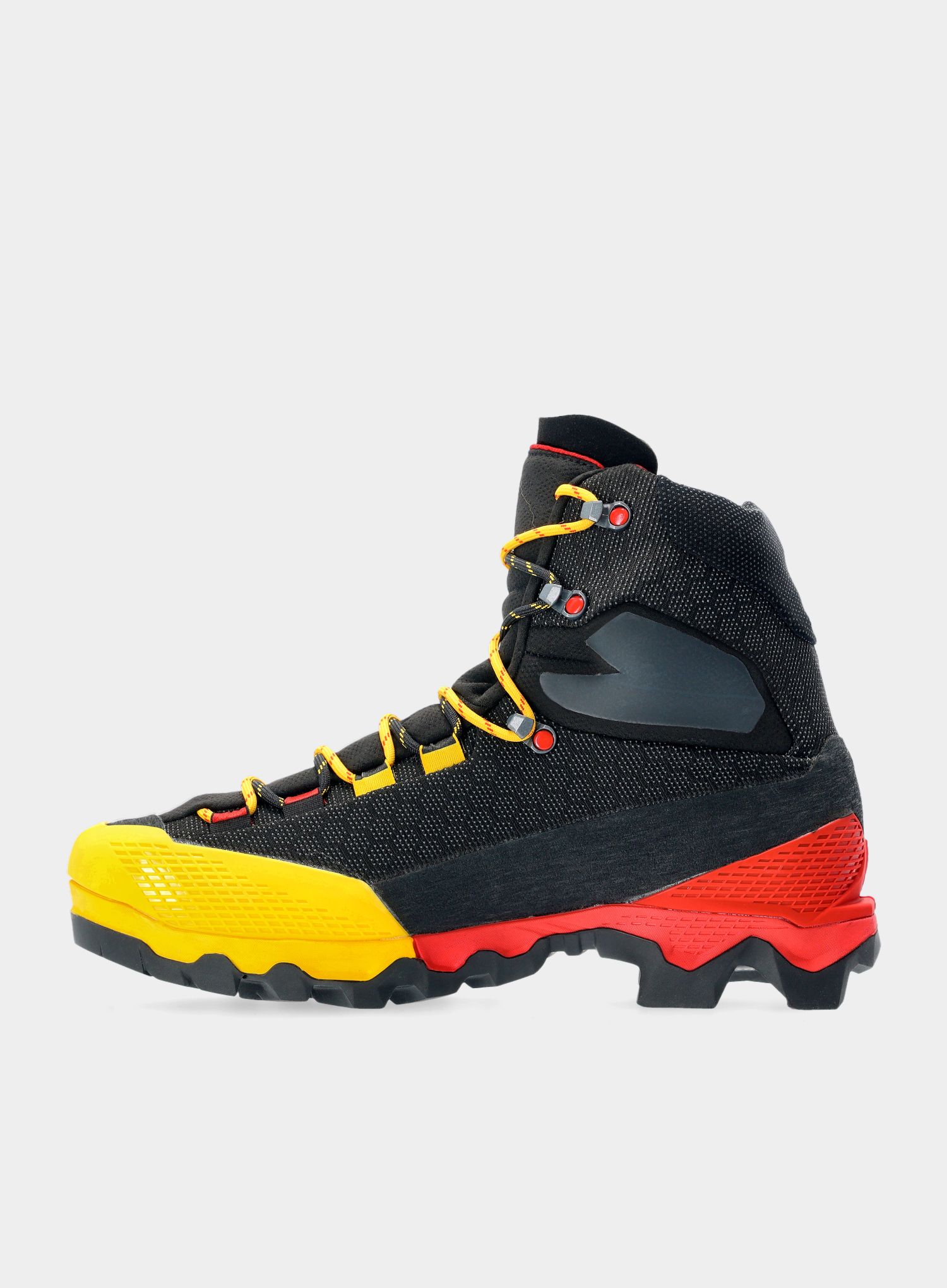 Moški planinski čevlji La Sportiva Aequilibrium ST GTX - black/yellow