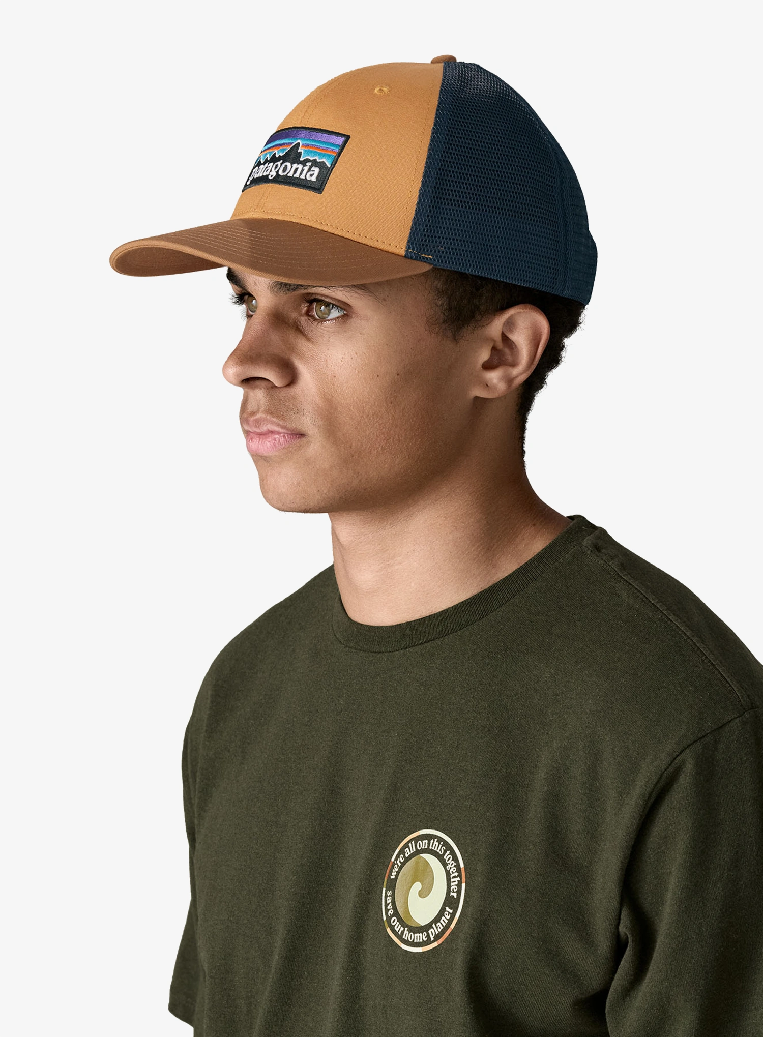 Kape Patagonia P-6 Logo LoPro Trucker Hat - talon gold