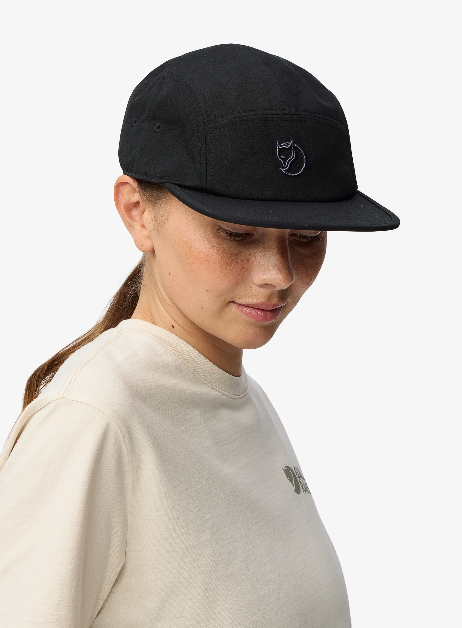 Kapa s šiltom Fjallraven Fjallraven Flat Brim Cap - black
