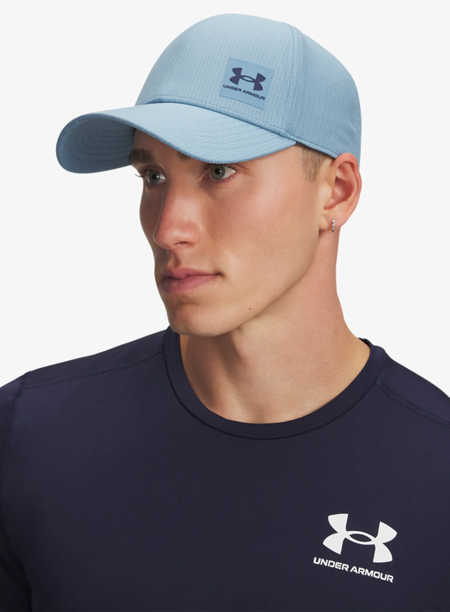 Kapa s šiltom Under Armour Iso-Chill Armourvent Adjustable Cap - blue smoke/washed navy