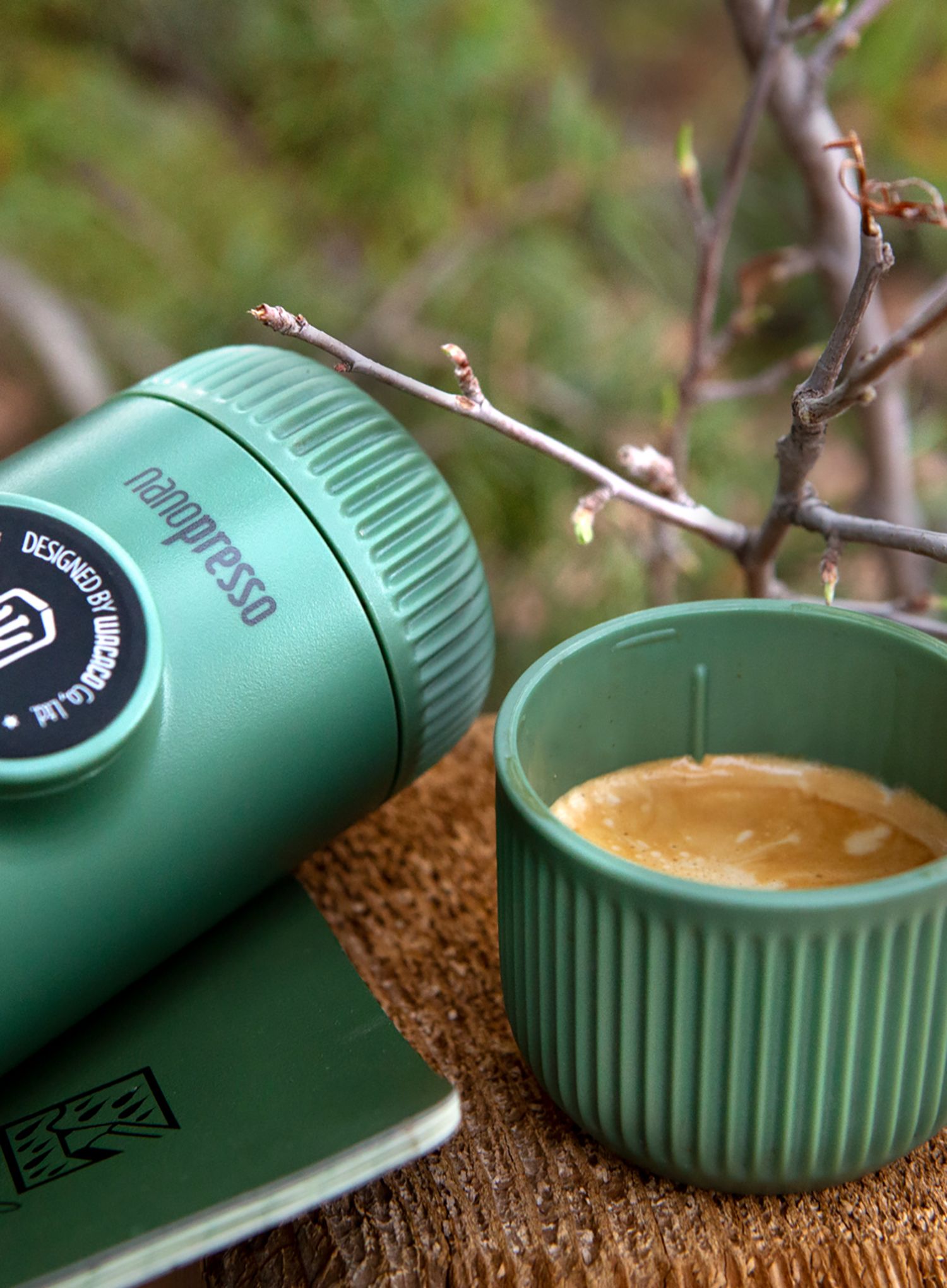 Prenosni kavomat Wacaco Nanopresso Elements + etui - moss green