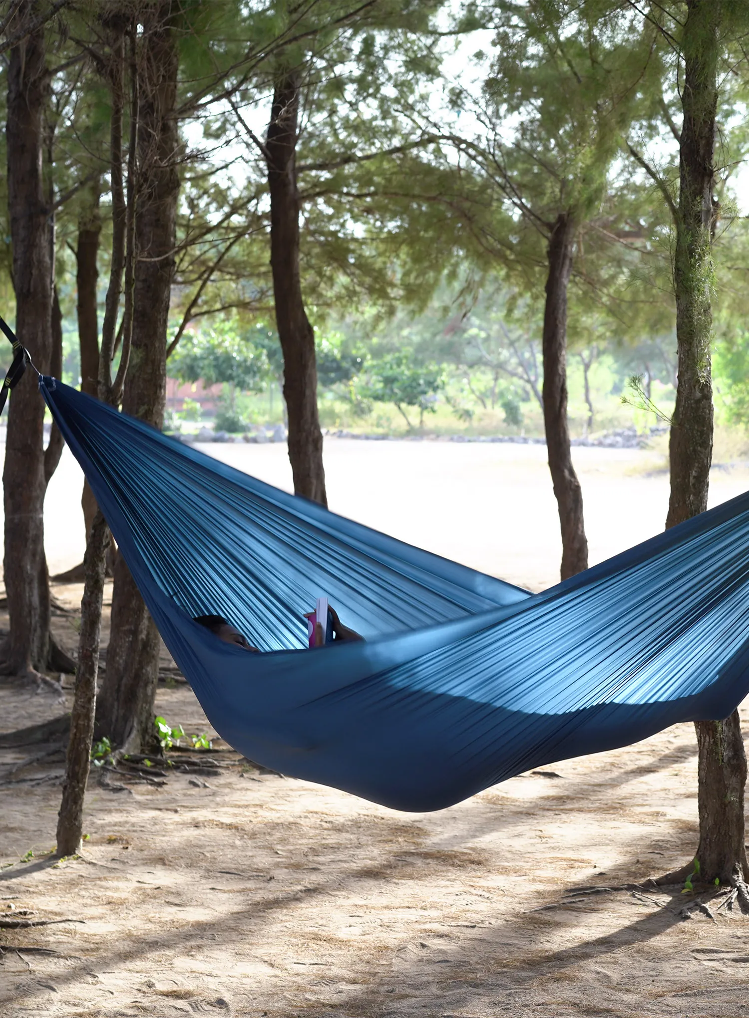 Viseča mreža Ticket To The Moon Lightest Hammock - navy blue