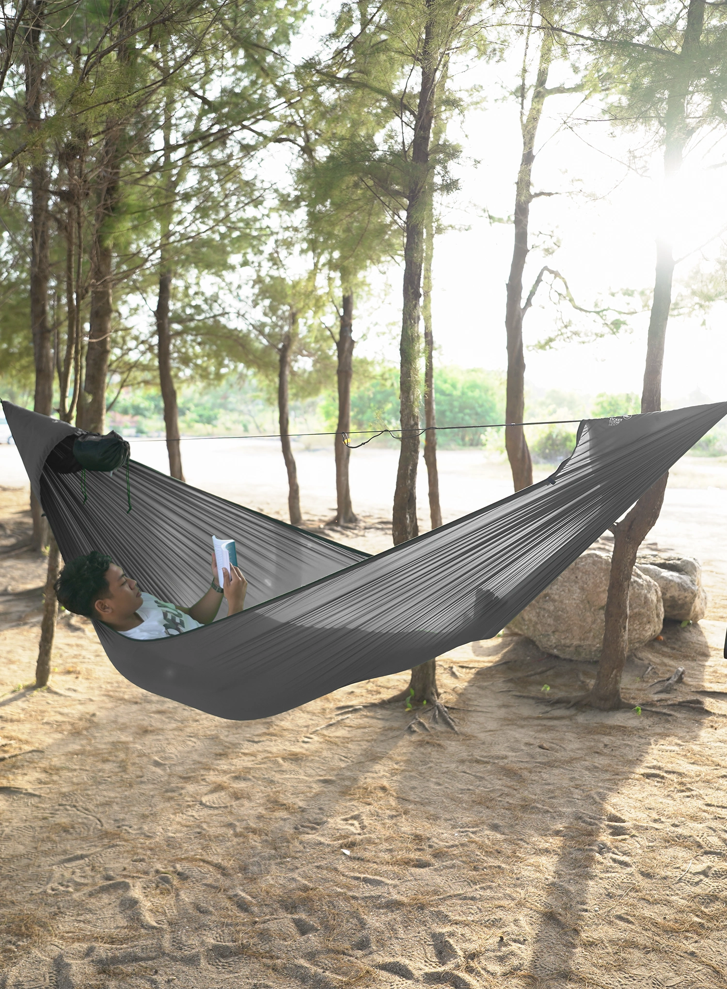 Viseča mreža Ticket To The Moon Lightest Pro Hammock - grey