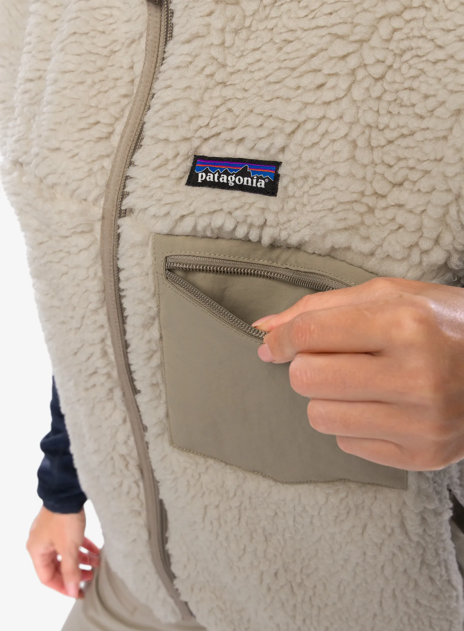 Ženski brezrokavnik Patagonia Classic Retro-X Vest - natural