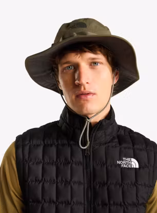 Klobuk The North Face Class V Brimmer - new taupe green