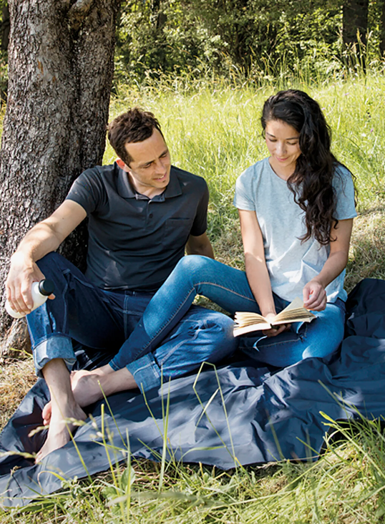 Odeja Cocoon Picnic/Outdoor/Festival Blanket - midnight blue/blue
