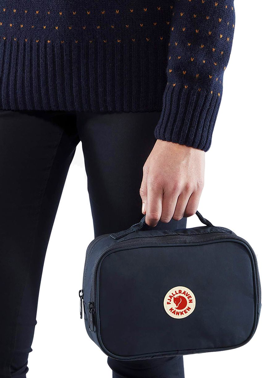 Kozmetična torbica Fjallraven Kanken Toiletry Bag - navy